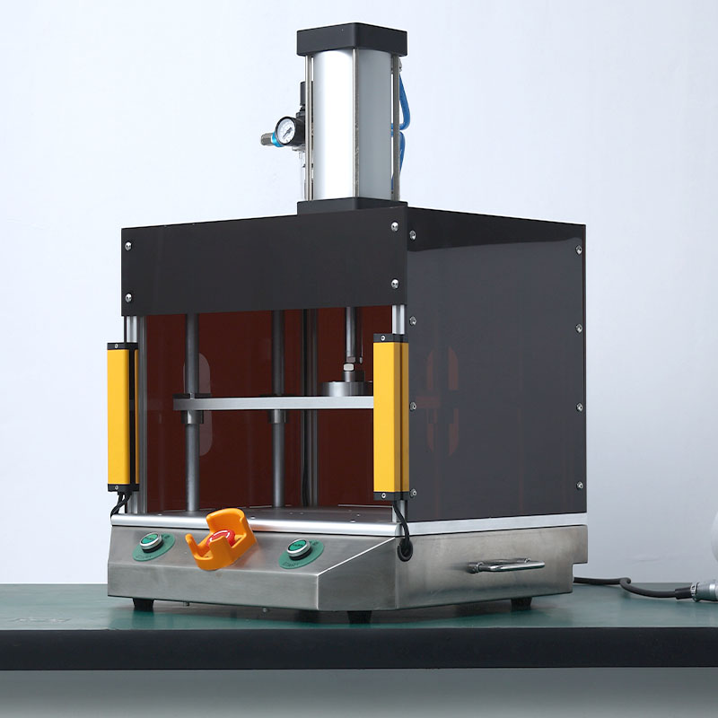 Banská-BystricaAir tightness test fixture